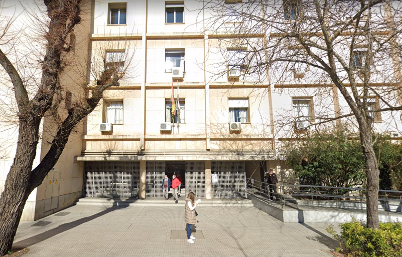 Un acusado de homicidio acaba herido en una pelea a las puertas de la Audiencia de Badajoz