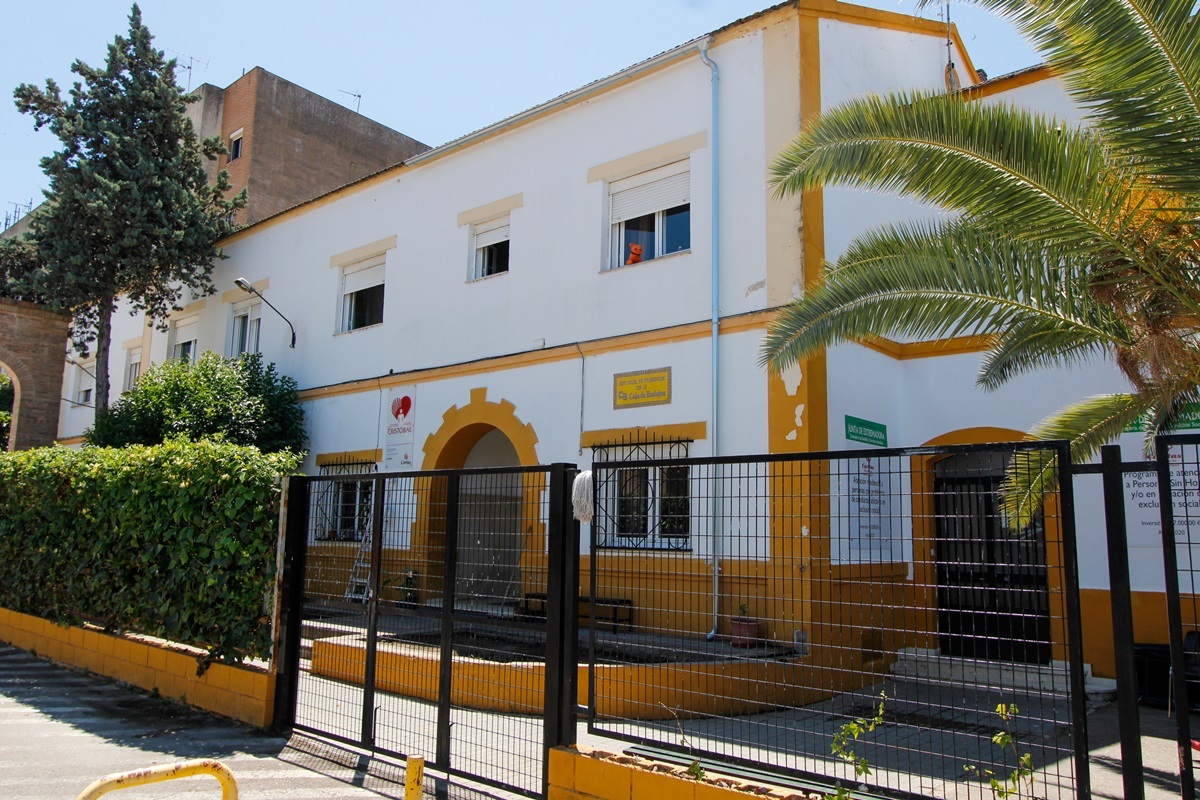 El Centro Padre Cristóbal de Mérida tendrá ayuda municipal para acoger y reinsertar a personas sin hogar