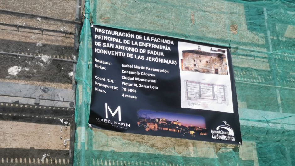 El Consorcio Cáceres Ciudad Histórica inicia la restauración de la fachada principal del Convento de las Jerónimas