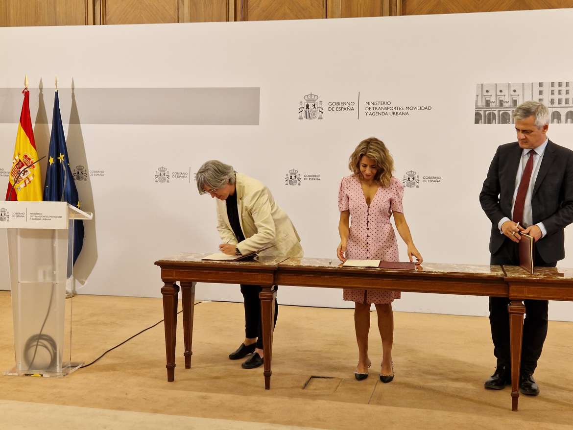 Extremadura firma el plan para el acceso a la vivienda que incluye ayudas al alquiler