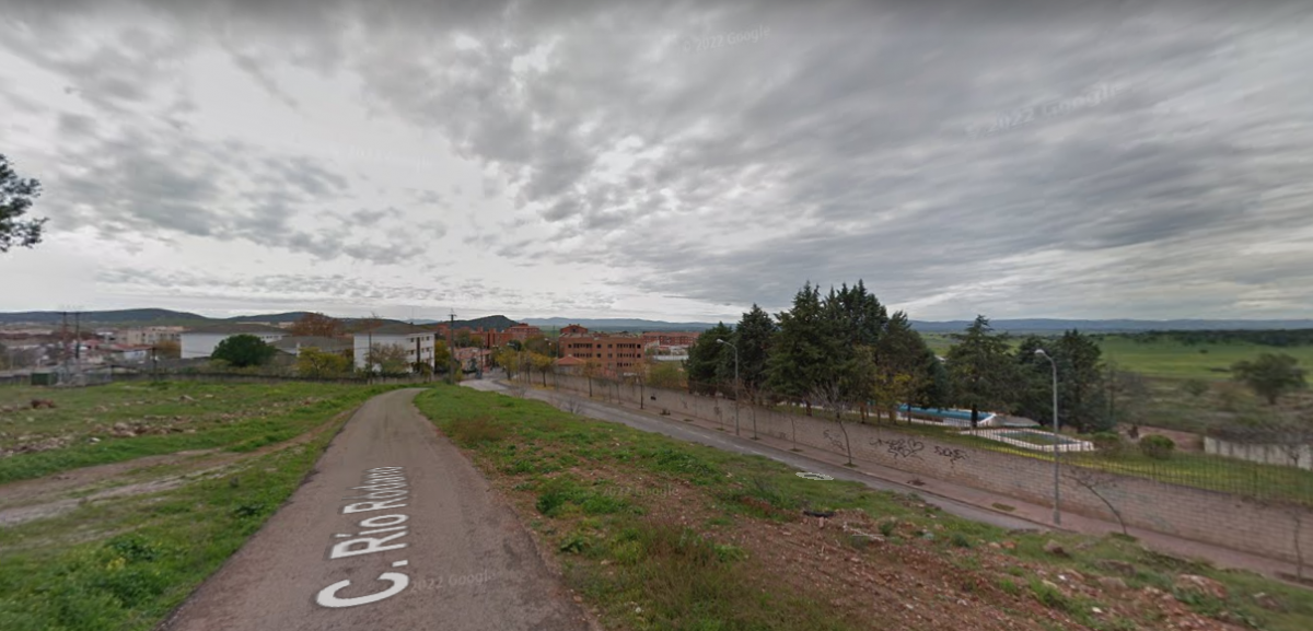 La Junta licita obras de rehabilitación en 48 viviendas de promoción pública en la Barriada Cerro de los Pinos de Cáceres