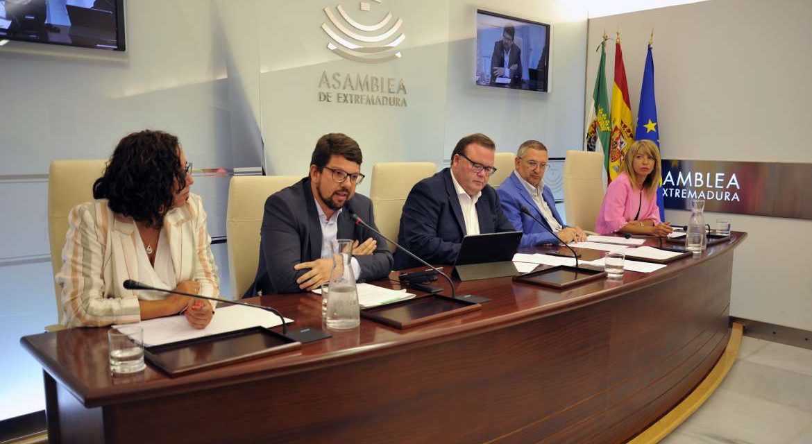 La Junta destaca que la «buena» gestión de la cartera de deuda de Extremadura reduce el impacto de la subida de tipos