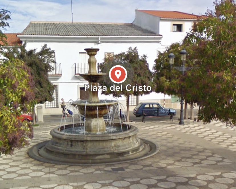 Derivada al Universitario de Badajoz tras ser atropellada por un turismo