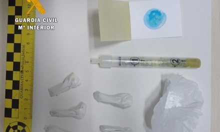 Sorprendido por la Guardia Civil con 36 dosis de cocaína preparada para su venta