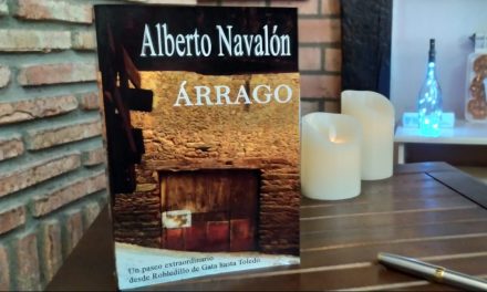 El escritor cacereño Alberto Navalón publica «Árrago», un apasionante drama social