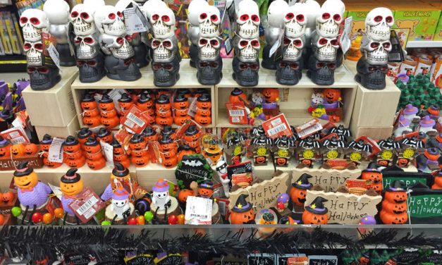 Moraleja revitaliza sus tiendas en Halloween para ofrecer productos «sin truco y con el mejor trato»