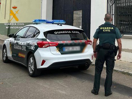 Un hombre mata presuntamente a su mujer y después se entrega a la Guardia Civil en Valencia de Alcántara