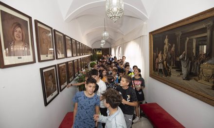 Continúan las visitas de colegios en la semana de puertas abiertas de la Diputación de Cáceres