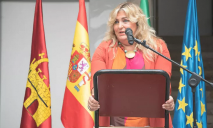 Una diputada nacional, líder feminista y gitana abre la Feria Chica de Mérida