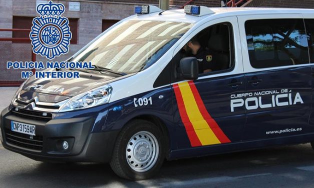 La Policía Nacional investiga la aparición de una mujer muerta en el interior del maletero un coche