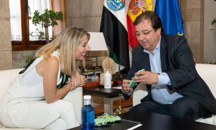 El CIS otorga la victoria electoral a María Guardiola y Vara perdería la presidencia de la Junta de Extremadura