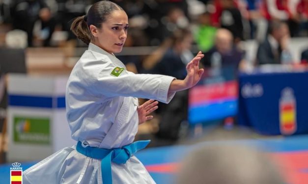 La extremeña Paola García Lozano se proclama campeona de España Junior de Kata Femenina