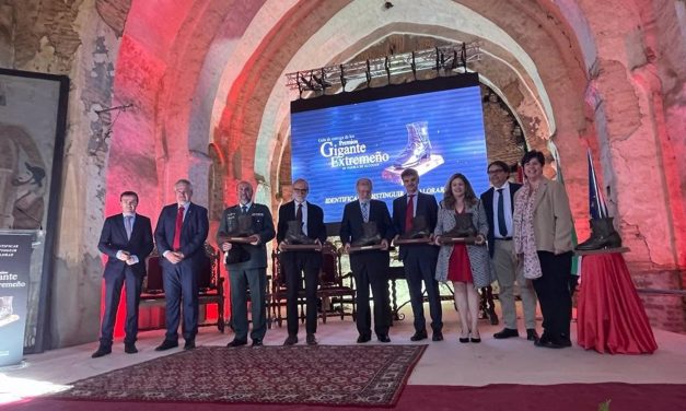 Vergeles: «el Premio ‘Gigante Extremeño’ 2021 al SES es un galardón para la sociedad extremeña»