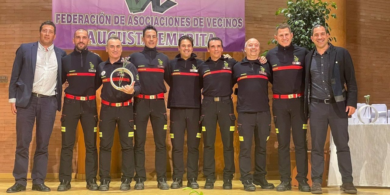 Mérida premia la labor realizada en la pandemia por bomberos, policías, guardias y voluntarios