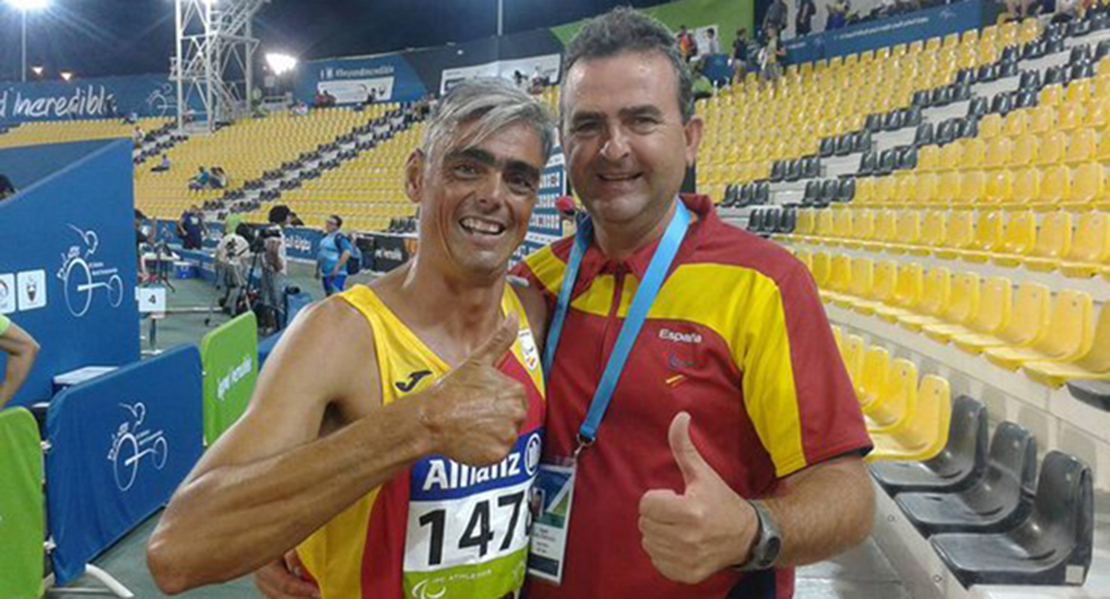 El atleta José María Pámpano y su entrenador consiguen el Premio Extremadura del Deporte