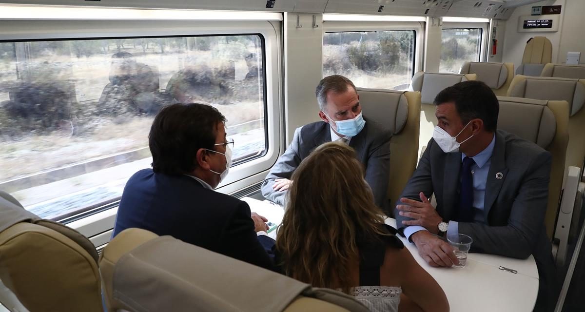 Una nueva avería en el tren que une Madrid-Badajoz provoca retrasos y trasbordo de viajeros