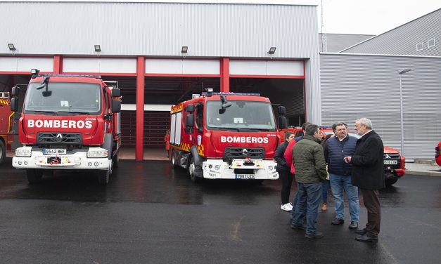 El parque de bomberos de Trujillo entra en funcionamiento con 25 bomberos y 7 vehículos nuevos