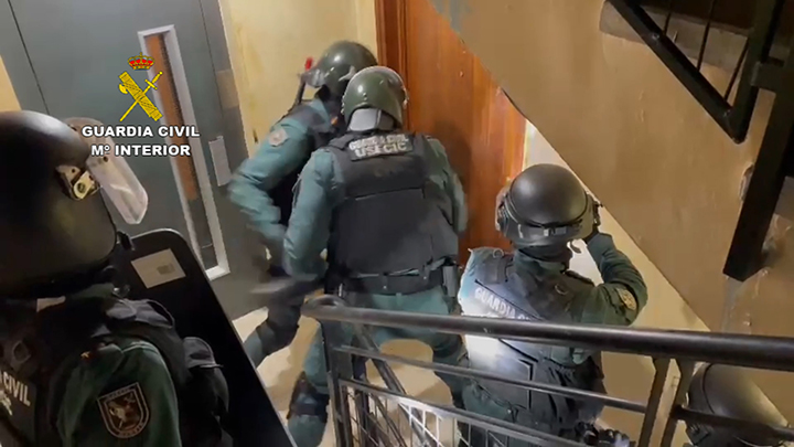 GALERÍA: Así trabajó la Guardia Civil en la operación contra la ciberdelincuencia más importante de Cáceres
