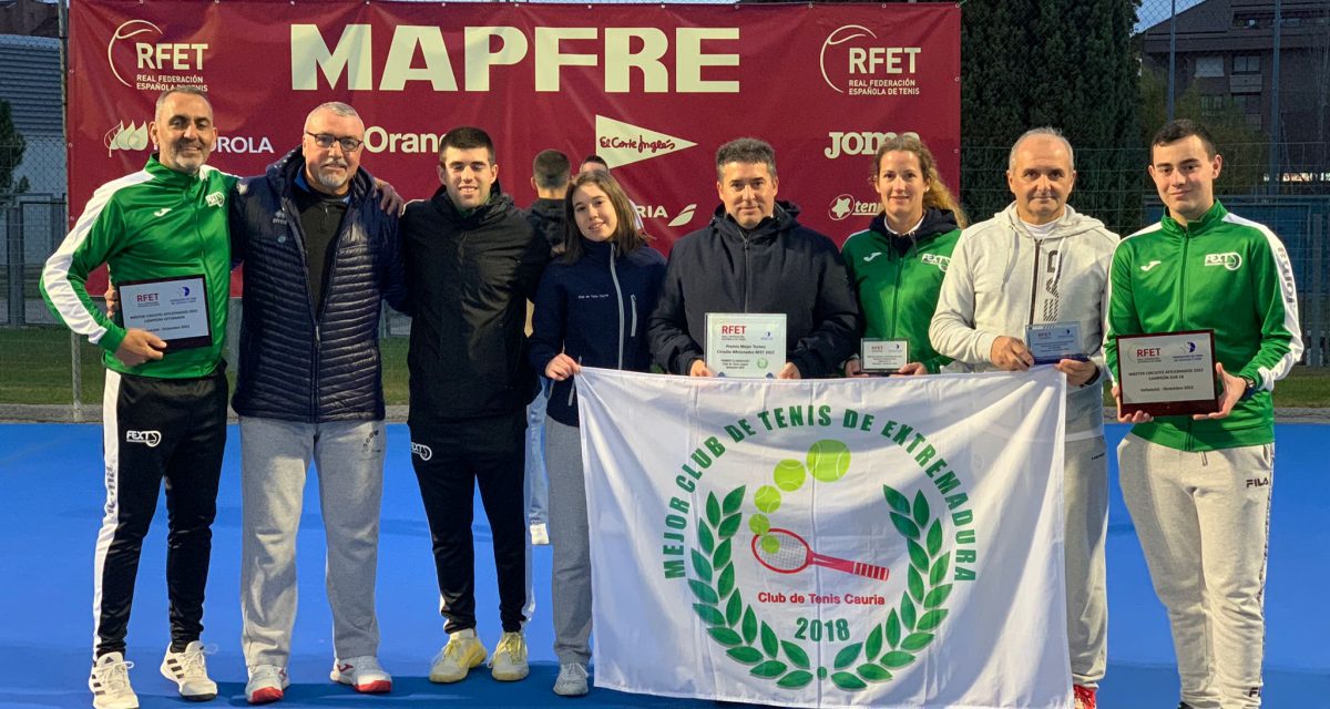 Cuarenta tenistas amateurs extremeños visitan Valladolid para la final del circuito de tenis de aficionados
