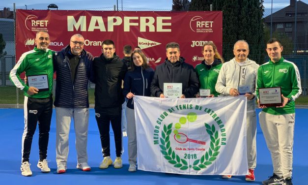Cuarenta tenistas amateurs extremeños visitan Valladolid para la final del circuito de tenis de aficionados
