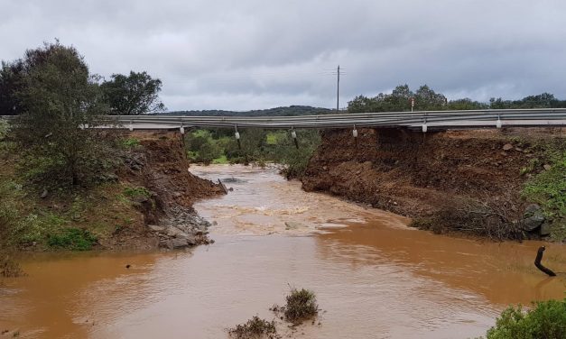 El Ministerio proyecta construir un puente de 40 metros para salvar el socavón de la carretera Cáceres-Badajoz