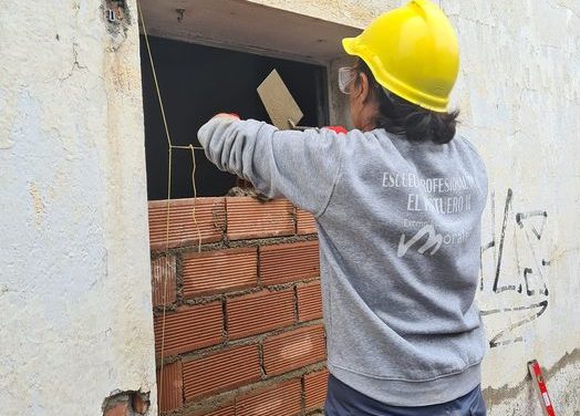 Arrancan las obras de adecentamiento de la fachada del antiguo cuartel de Moraleja
