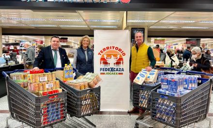 Fedexcaza dona 500 kilos de alimentos al Banco de Alimentos de Badajoz