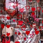 El comercio de Moraleja da la bienvenida al amor con cientos de ideas para San Valentín