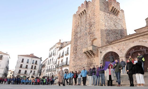 Alrededor de 450 personas se dan cita en Cáceres en el Festival Regional de la Canción Scout
