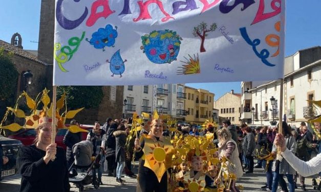 GALERÍA: Así viven los más pequeños de Moraleja los carnavales en la calle