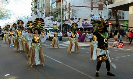 La peña «Nos Apetece» de Navalmoral desfilará este año en el Carnaval con ambientación de tribu