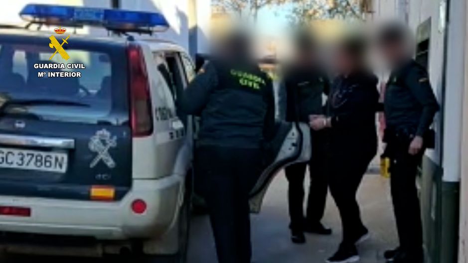 Detenida una mujer que aprovechó su trabajo en la casa de un anciano para robarle 30.000 euros