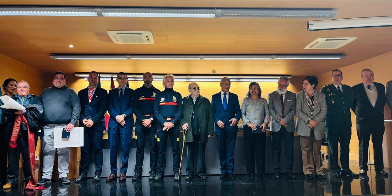 La Delegación del Gobierno entrega en Cáceres las Medallas al Mérito de la Protección Civil