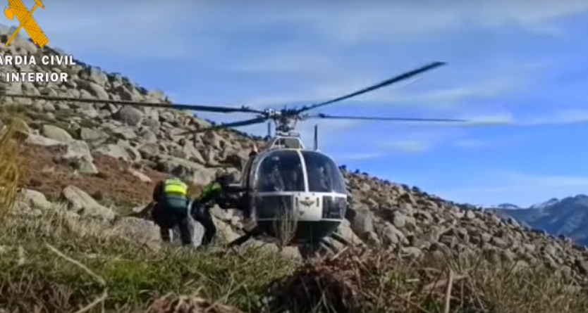 La batida con expertos de la fundación Paco Lobatón y la Guardia Civil finaliza sin rastro del montañero desparecido