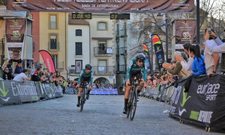 Talayuela apuesta por el deporte y acoge la salida de la segunda etapa de la Vuelta a Extremadura