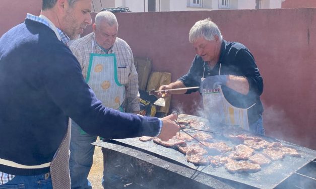 GALERÍA DE FOTOS: Así vivieron los mayores de la comarca la multitudinaria fiesta de la matanza en Moraleja