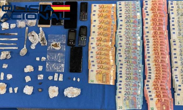 Detenidas 19 personas, entre ellas 4 menores, tras el desmantelamiento de cinco puntos de venta de cocaína y heroína en Mérida