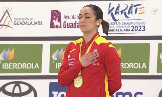 La extremeña Paola García, primera mujer en ganar el absoluto de Europa con sólo 17 años