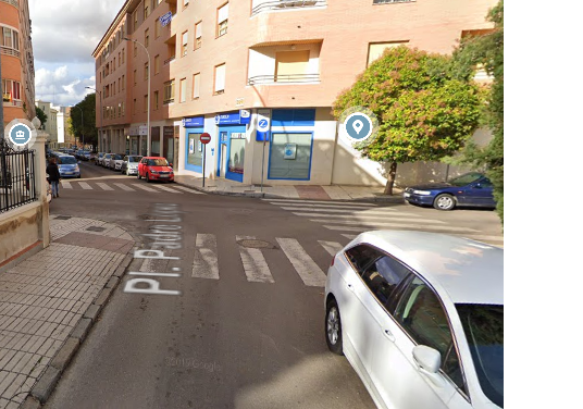 Accidente laboral en Badajoz con un operario herido tras caer de un primer piso