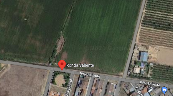 Sigue en la UCI del Materno Infantil de Badajoz el niño que fue golpeado por un vehículo agrícola