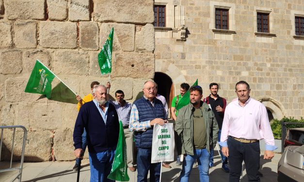 Apag Extremadura Asaja intensificará las protestas por la sequía si no hay respuesta autonómica