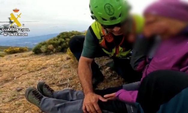 La Guardia Civil rescata a una senderista que no pudo acabar una ruta por la sierra