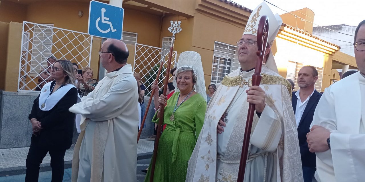 GALERÍA: Múltiples muestras de fervor en Moraleja en la procesión en honor a la Virgen de la Vega