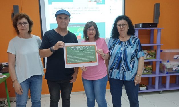 Estudiantes de Montehermoso donan 600 euros a un proyecto solidario en Mozambique