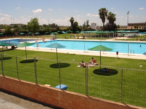 Las piscinas municipales de San Roque y La Granadilla abrirán al público el próximo lunes