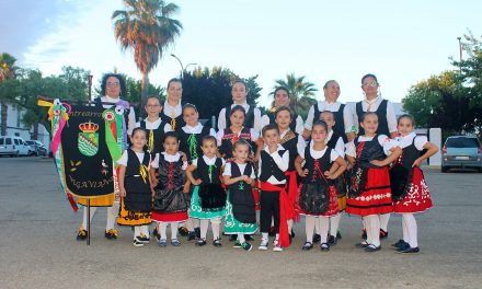 El grupo «Entrearroyos» celebra el V Festival Folklórico de Verano en Vegaviana