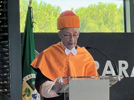 La UEx inviste Doctor Honoris Causa al destacado economista Julio Segura Sánchez
