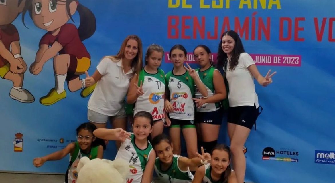 Las benjaminas del equipo de voleibol de Moraleja ya están entre las mejores de España