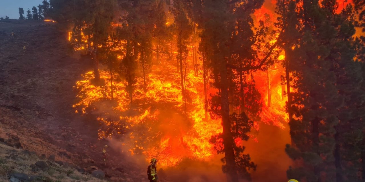 El Infoex desactiva el nivel 1 y da por estabilizado el incendio forestal que afecta a Valverde de la Vera