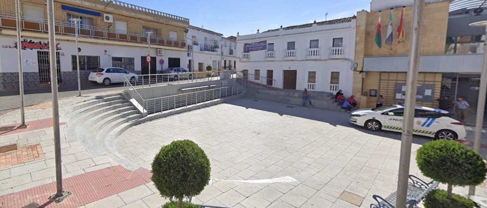 El PP pide la dimisión del primer teniente de alcalde de Casas de Don Pedro por agredir a un joven durante las fiestas